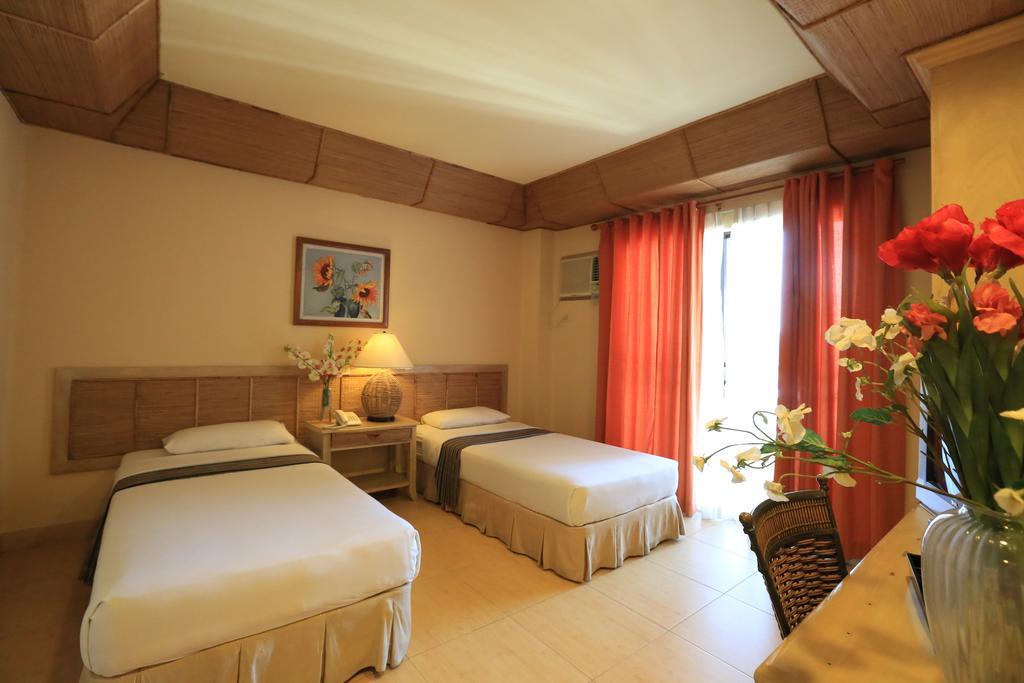 Java Hotel Laoag Dış mekan fotoğraf