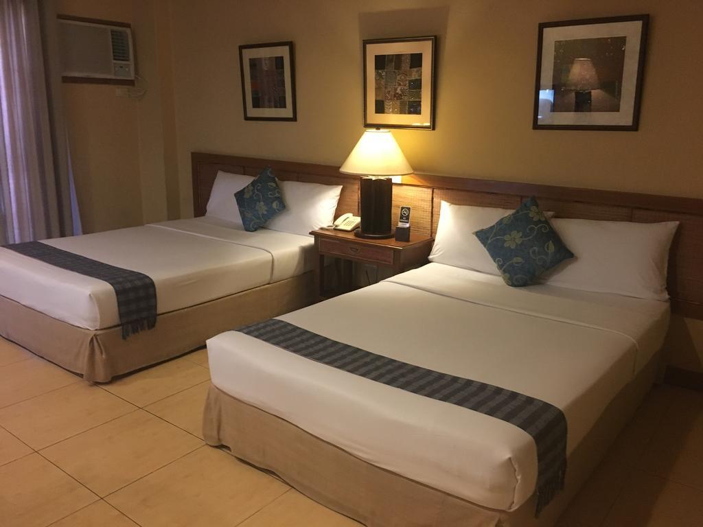 Java Hotel Laoag Dış mekan fotoğraf